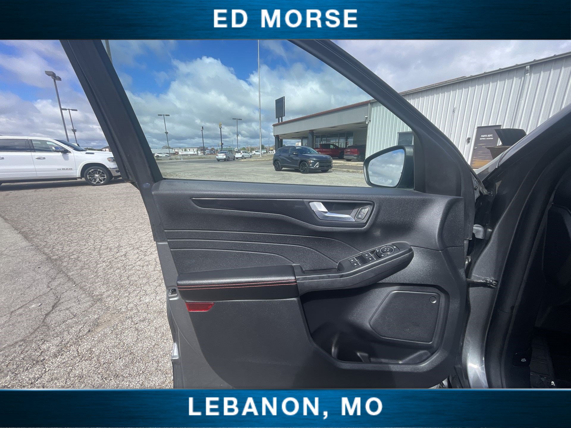 Certified 2025 Ford Escape ST-Line AWD/4WD image 21