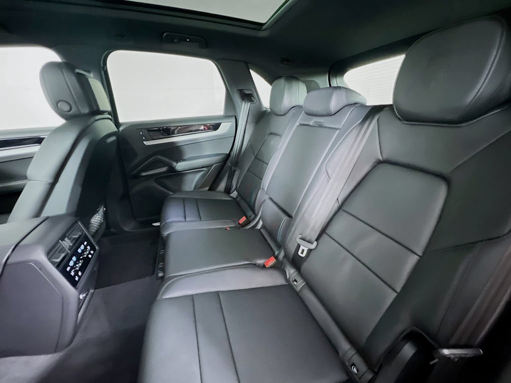 New 2026 Porsche Cayenne S AWD/4WD image 24