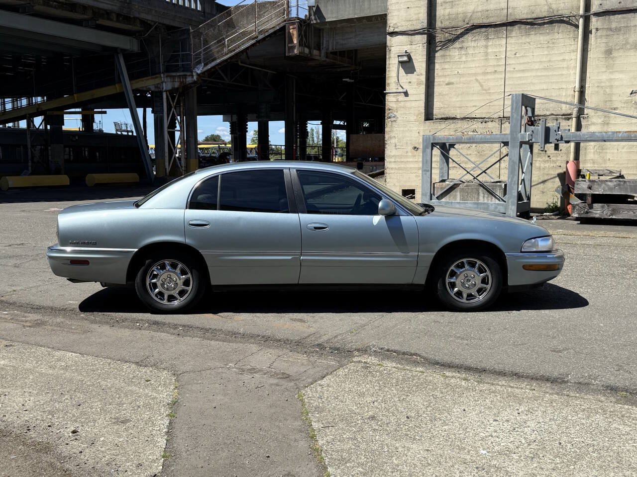 Used 2004 Buick Park Avenue w/ Prestige Feature Package FWD image 12
