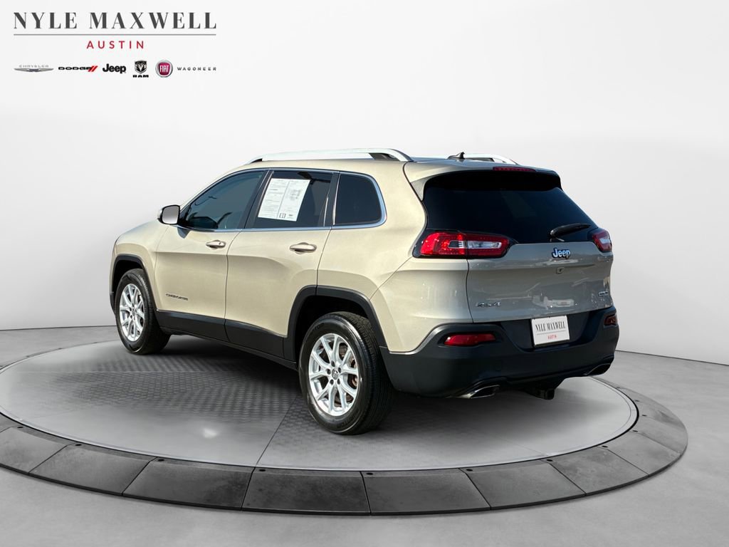 Used 2015 Jeep Cherokee Latitude w/ Cold Weather Group image 14