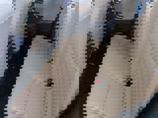 Used 2021 Toyota RAV4 XLE Premium image 20