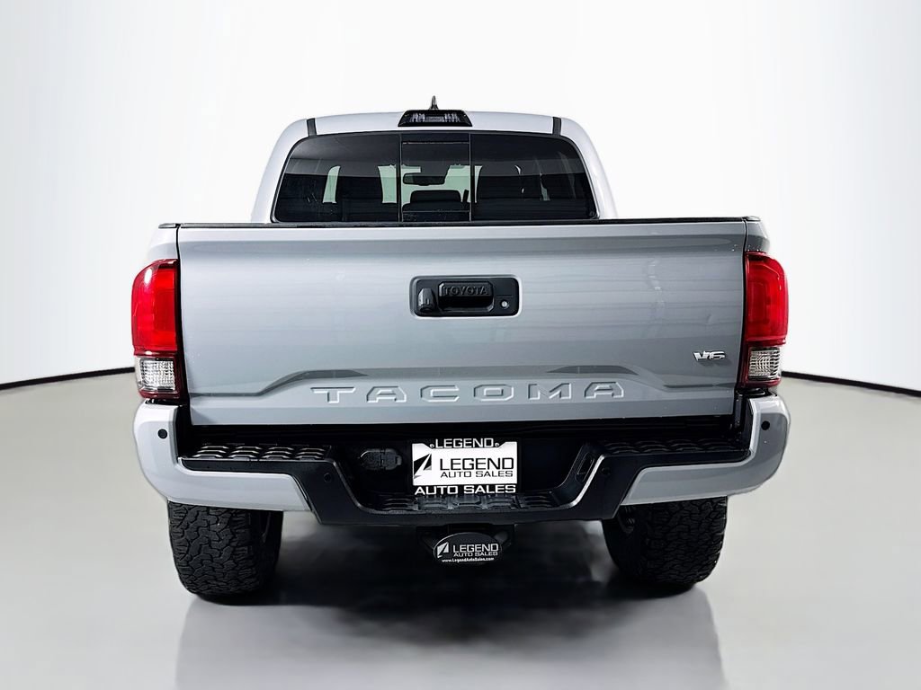 Used 2019 Toyota Tacoma TRD Off-Road w/ Technology Package image 7