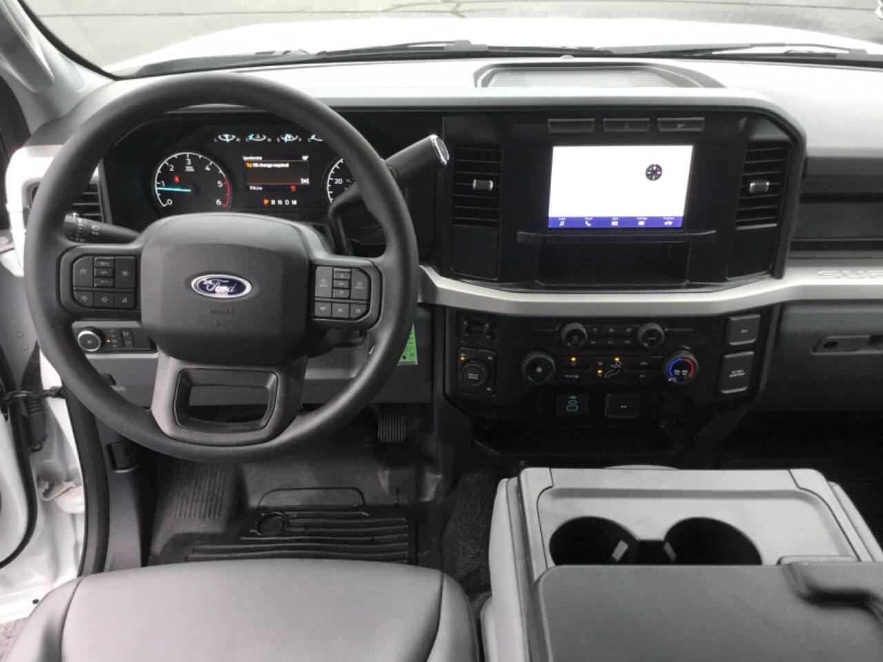 Used 2023 Ford F550 4x4 Crew Cab Super Duty image 6
