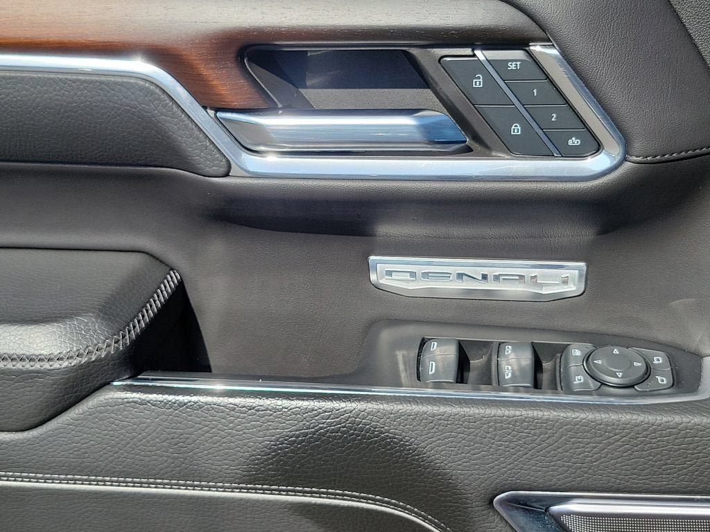 Used 2024 GMC Sierra 1500 Denali RWD image 21