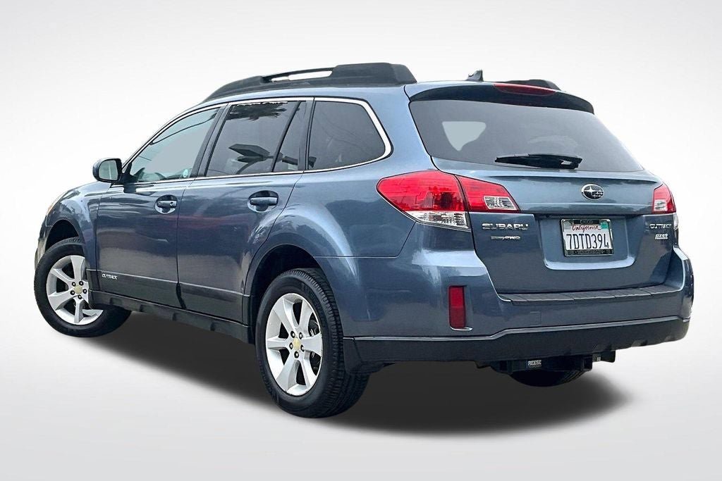 Used 2014 Subaru Outback 2.5i Premium w/ Moonroof Package AWD/4WD image 13