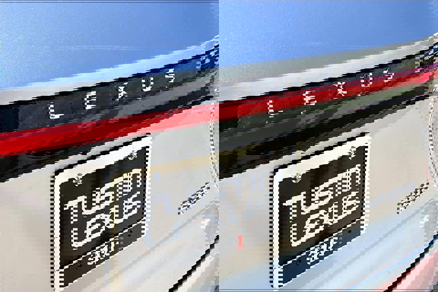 Used 2024 Lexus RX 350 Luxury w/ Convenience Package image 31