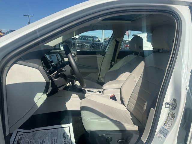 Used 2022 Volkswagen Jetta SE image 15