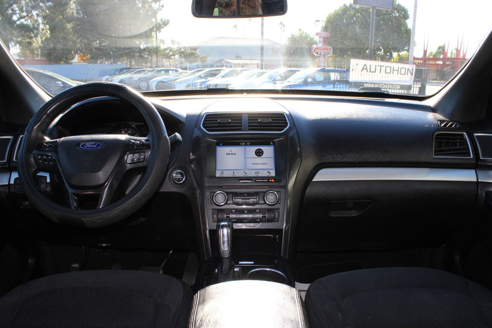 Used 2017 Ford Explorer XLT w/ Equipment Group 201A image 33