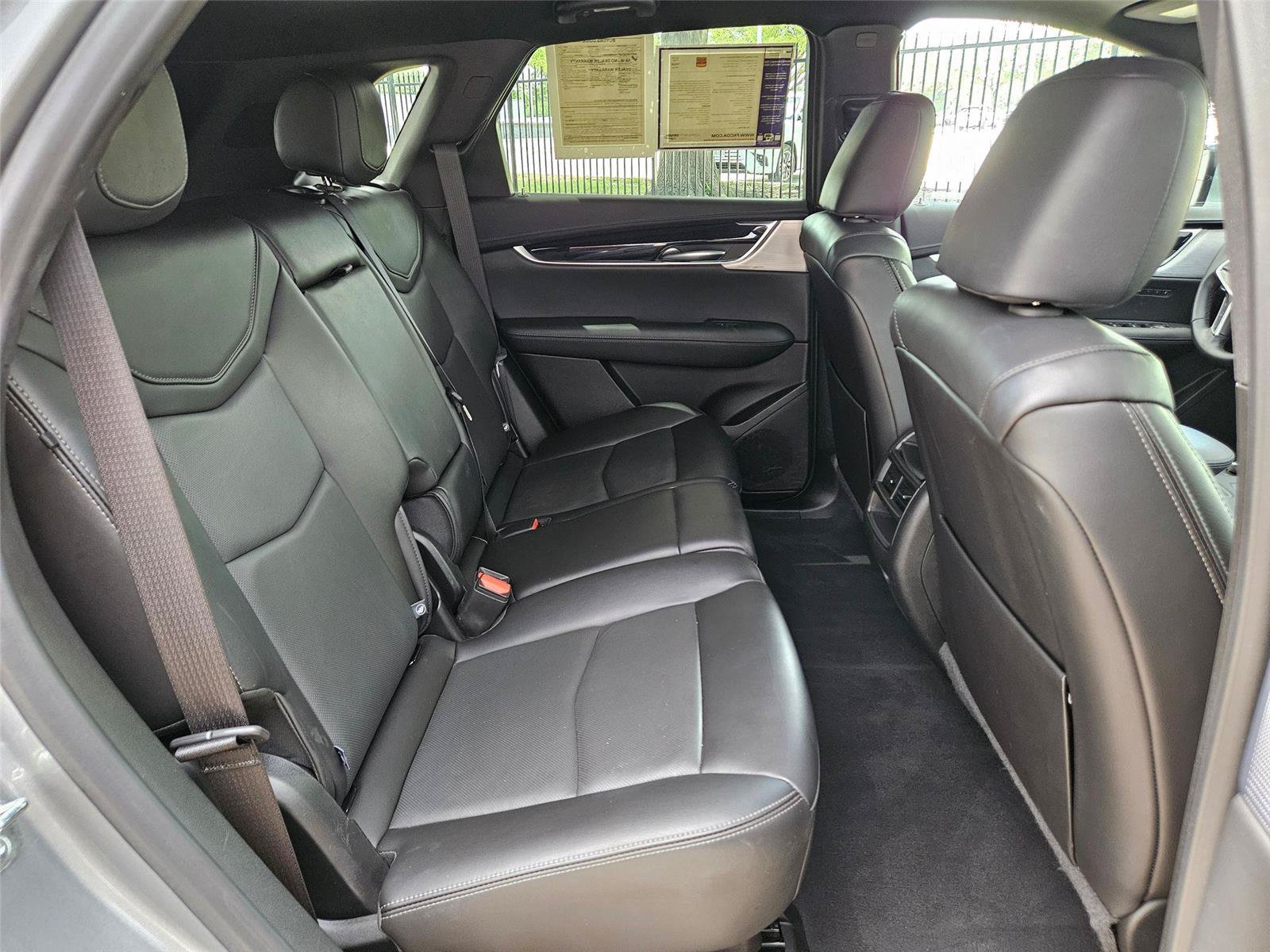 Certified 2025 Cadillac XT5 Premium Luxury AWD/4WD image 27