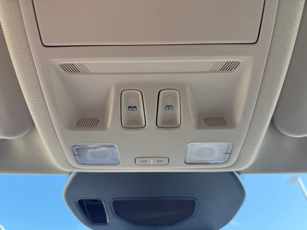 Used 2020 Ford Escape SEL FWD image 16