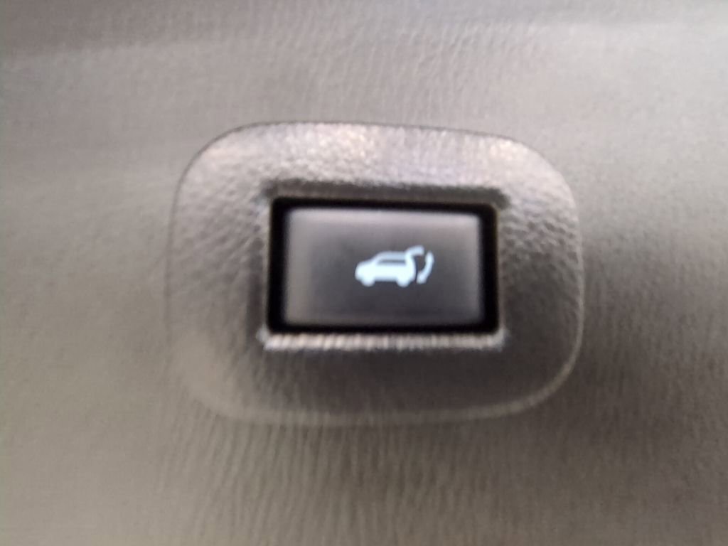 Used 2024 INFINITI QX80 Luxe w/ Cargo Package image 34