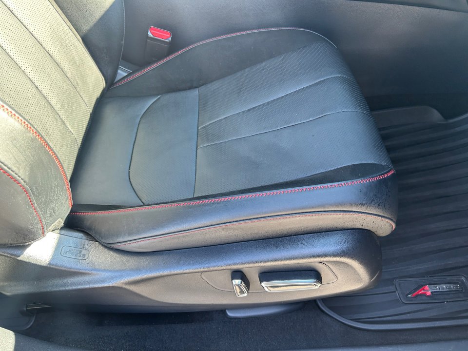 Used 2025 Acura ADX A-Spec image 28