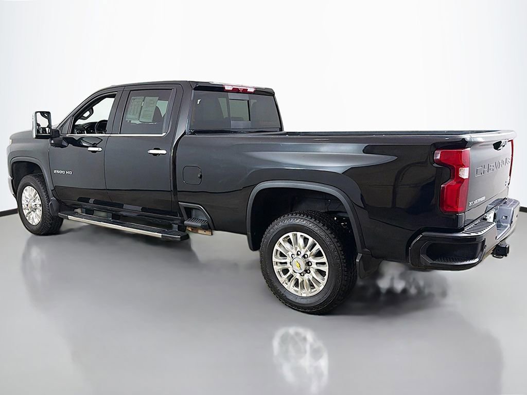 Used 2023 Chevrolet Silverado 2500 High Country image 12