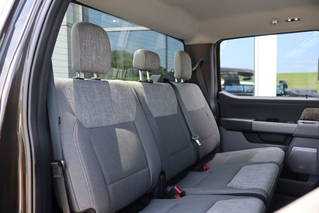 Certified 2024 Ford F250 XLT w/ Black Appearance Package AWD/4WD image 39