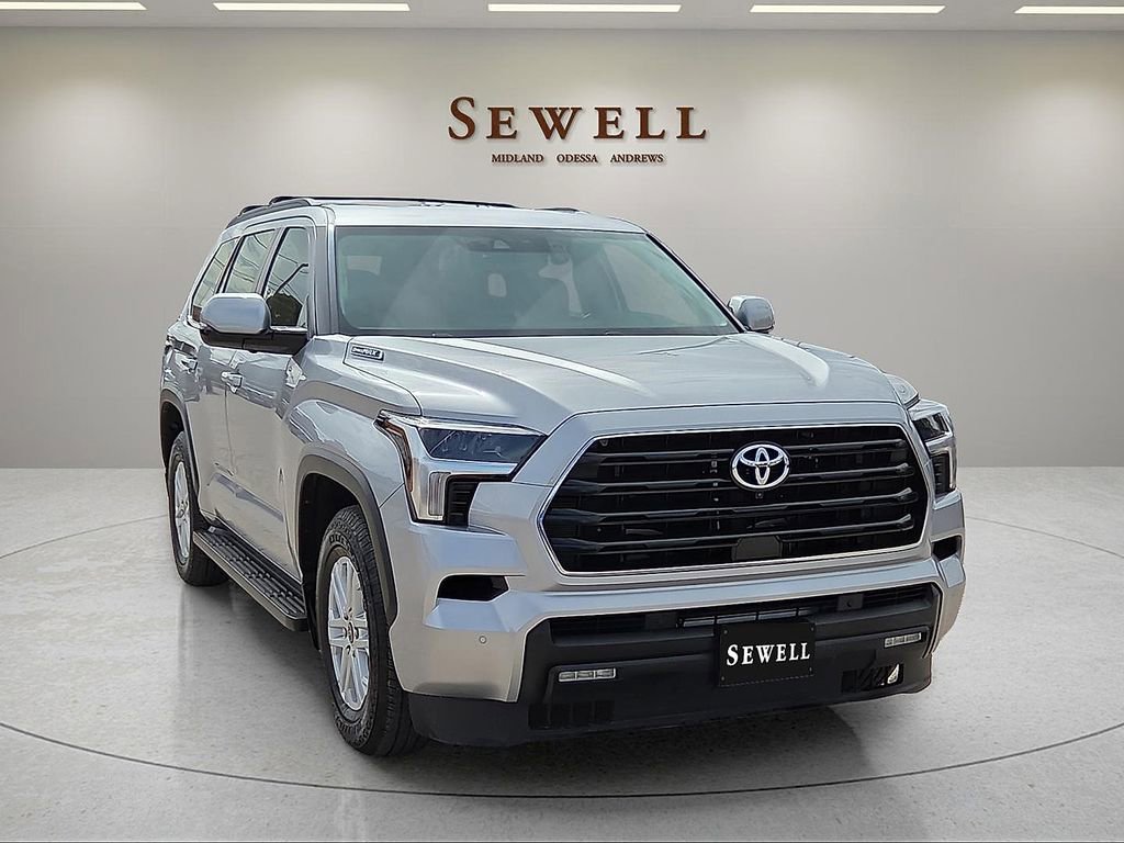 Used 2024 Toyota Sequoia SR5 w/ SR5 Premium Package AWD/4WD image 7