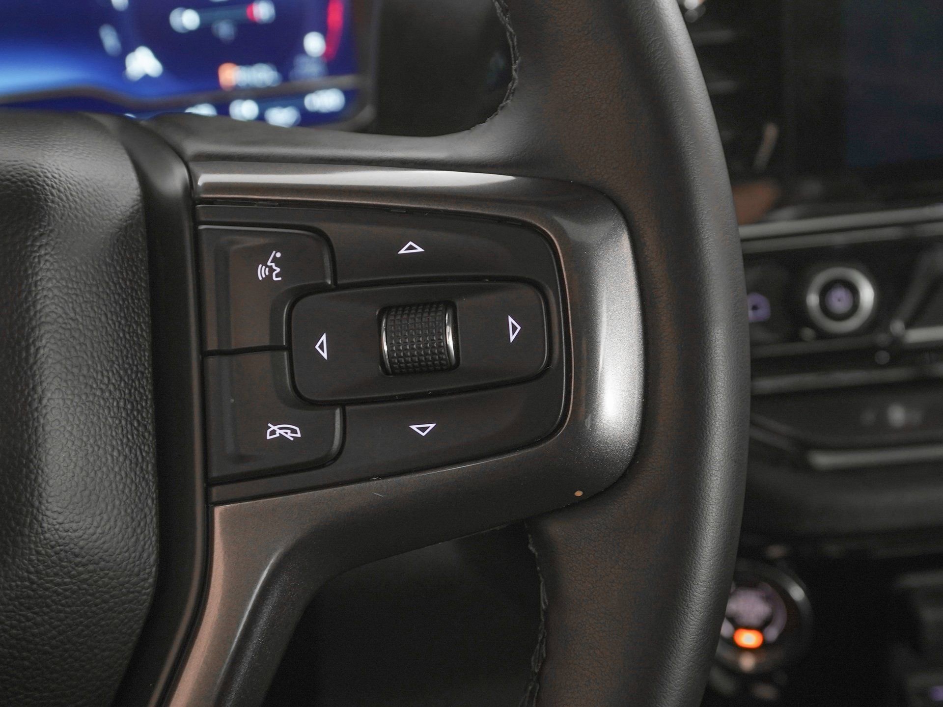 Used 2025 Chevrolet Silverado 2500 ZR2 w/ Technology Package image 21