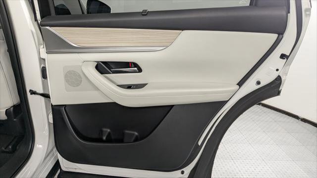 Used 2024 MAZDA CX-90 Plug-In Hybrid w/ Premium Plus image 22