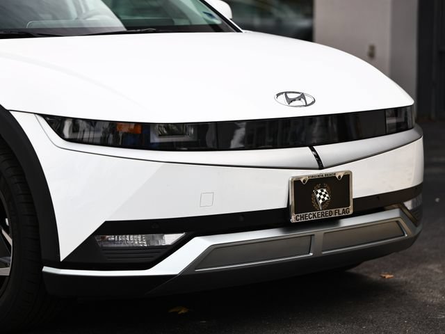 Used 2024 Hyundai Ioniq 5 SEL RWD image 2