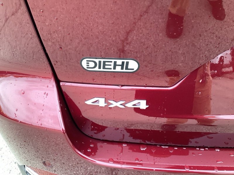 New 2025 Jeep Grand Cherokee Laredo w/ Luxury Tech Group I image 14