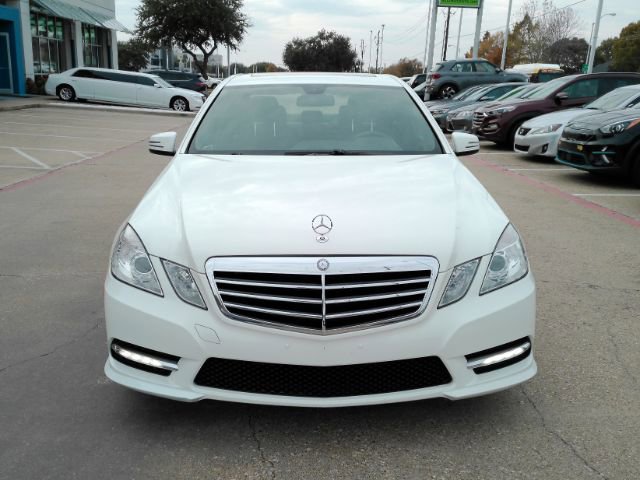 Used 2012 Mercedes-Benz E 350 4MATIC image 2