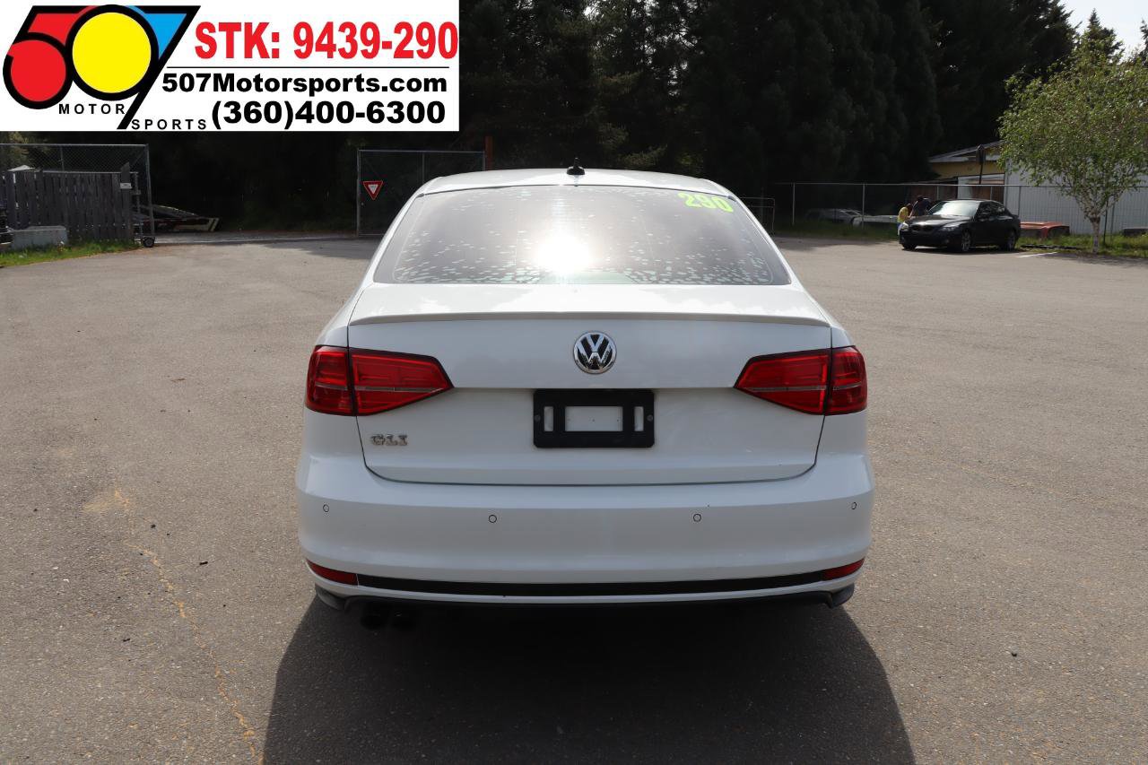 Used 2016 Volkswagen Jetta GLI SE FWD image 7