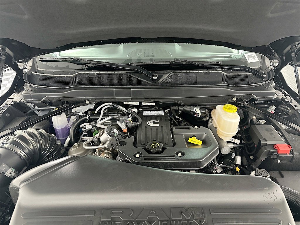 New 2026 RAM 5500 4x4 Crew Cab image 18