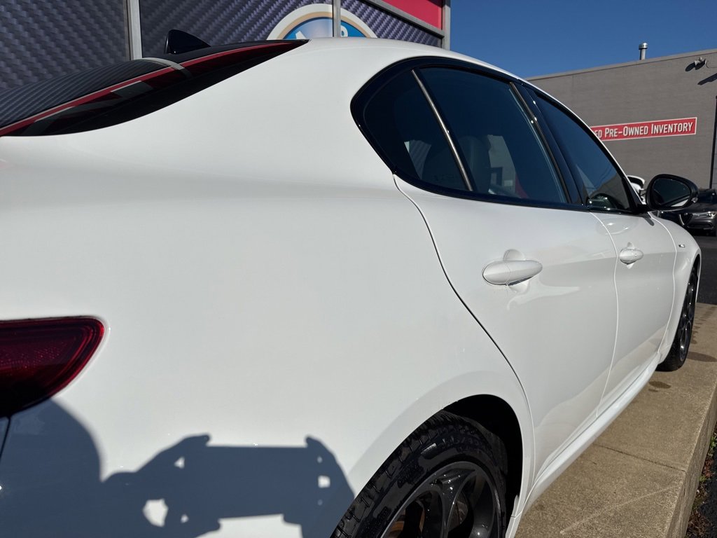 Used 2022 Alfa Romeo Giulia Veloce image 3
