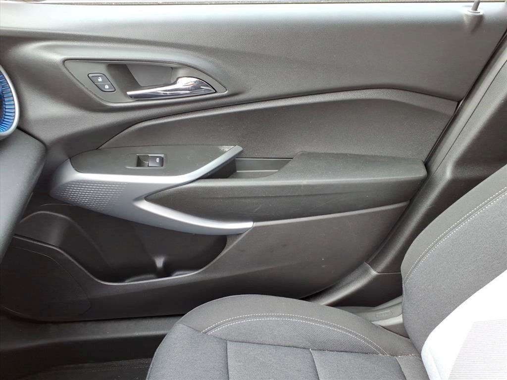 Certified 2024 Chevrolet Trax LS w/ LS Convenience Package image 28