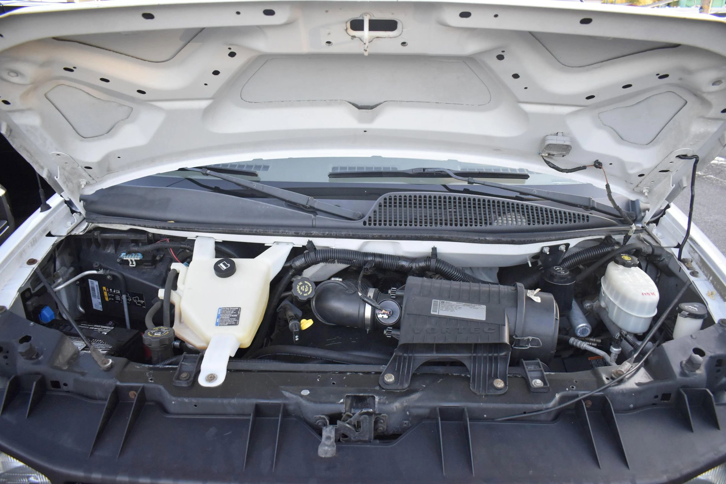 Used 2012 Chevrolet Express 1500 image 18