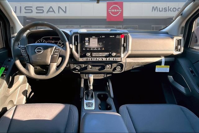 New 2026 Nissan Frontier SV AWD/4WD image 9