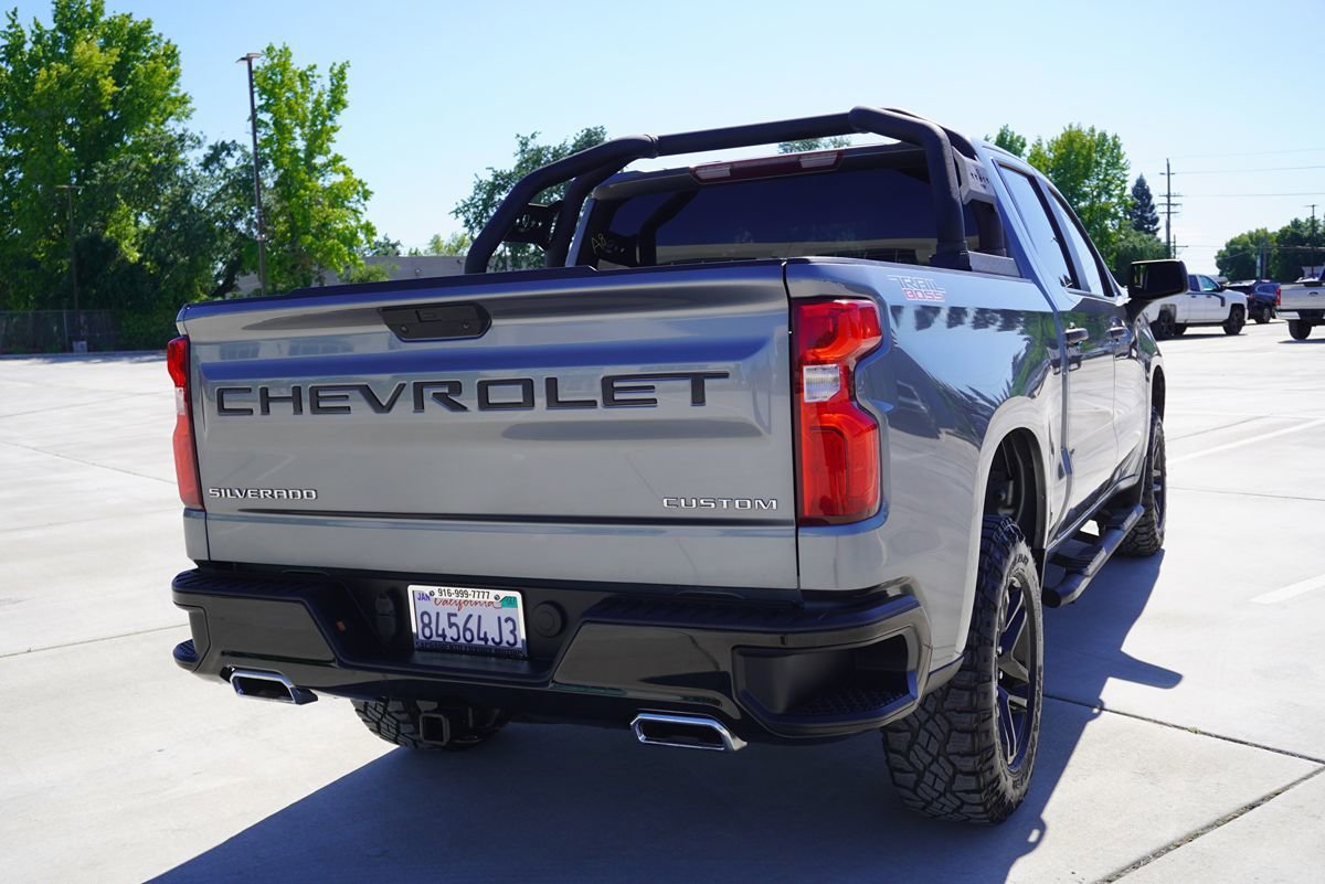 Used 2019 Chevrolet Silverado 1500 Custom Trail Boss w/ Custom Convenience Package AWD/4WD image 14