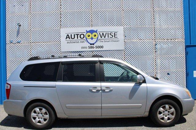 Used 2007 Kia Sedona LX image 2
