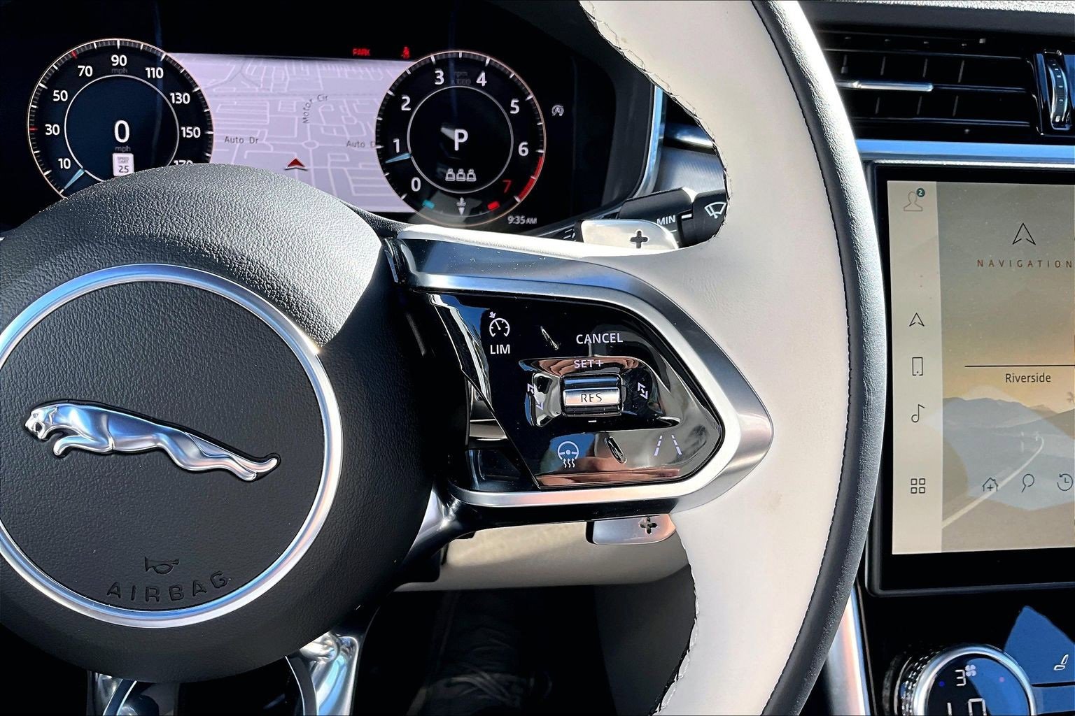 Used 2024 Jaguar XF R-Dynamic SE image 18