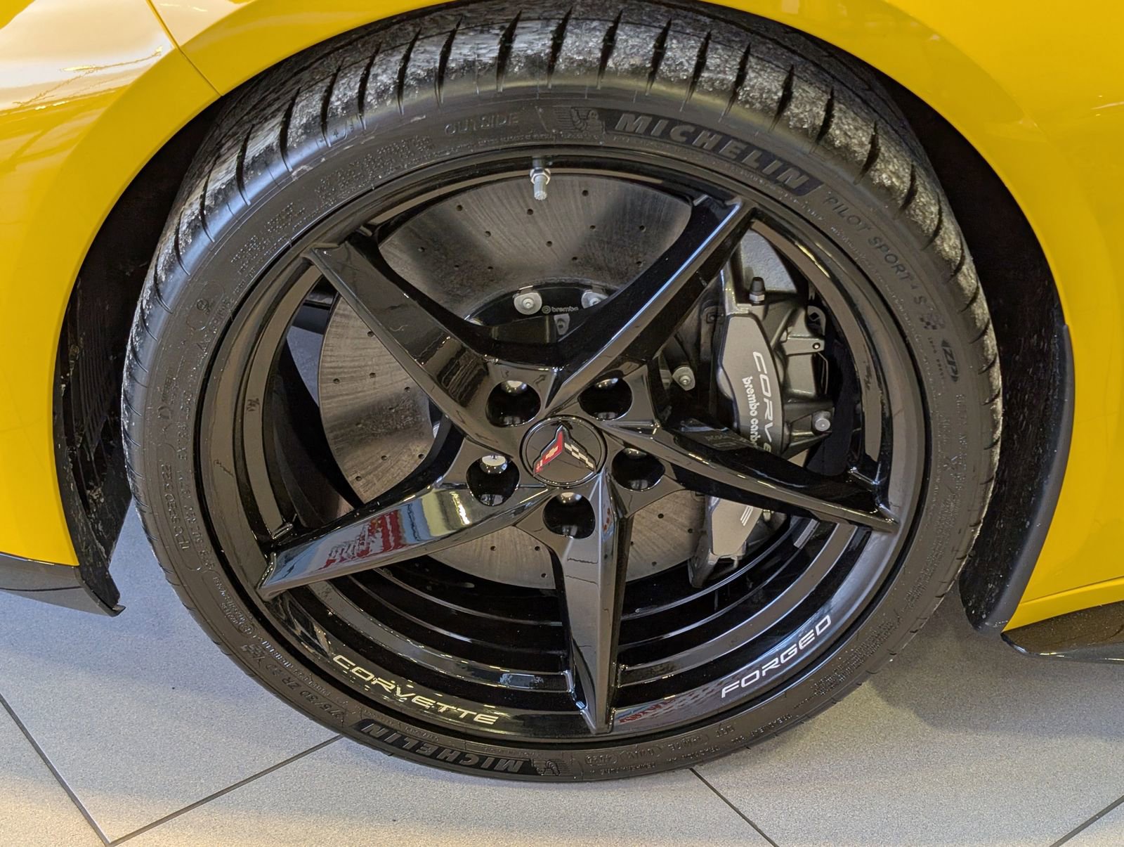 New 2026 Chevrolet Corvette E-Ray w/ Stealth Interior Trim Package image 7