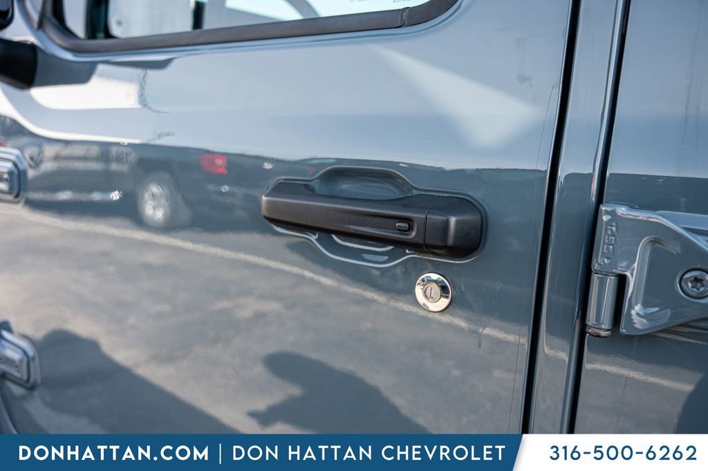 Used 2024 Jeep Wrangler Unlimited image 32