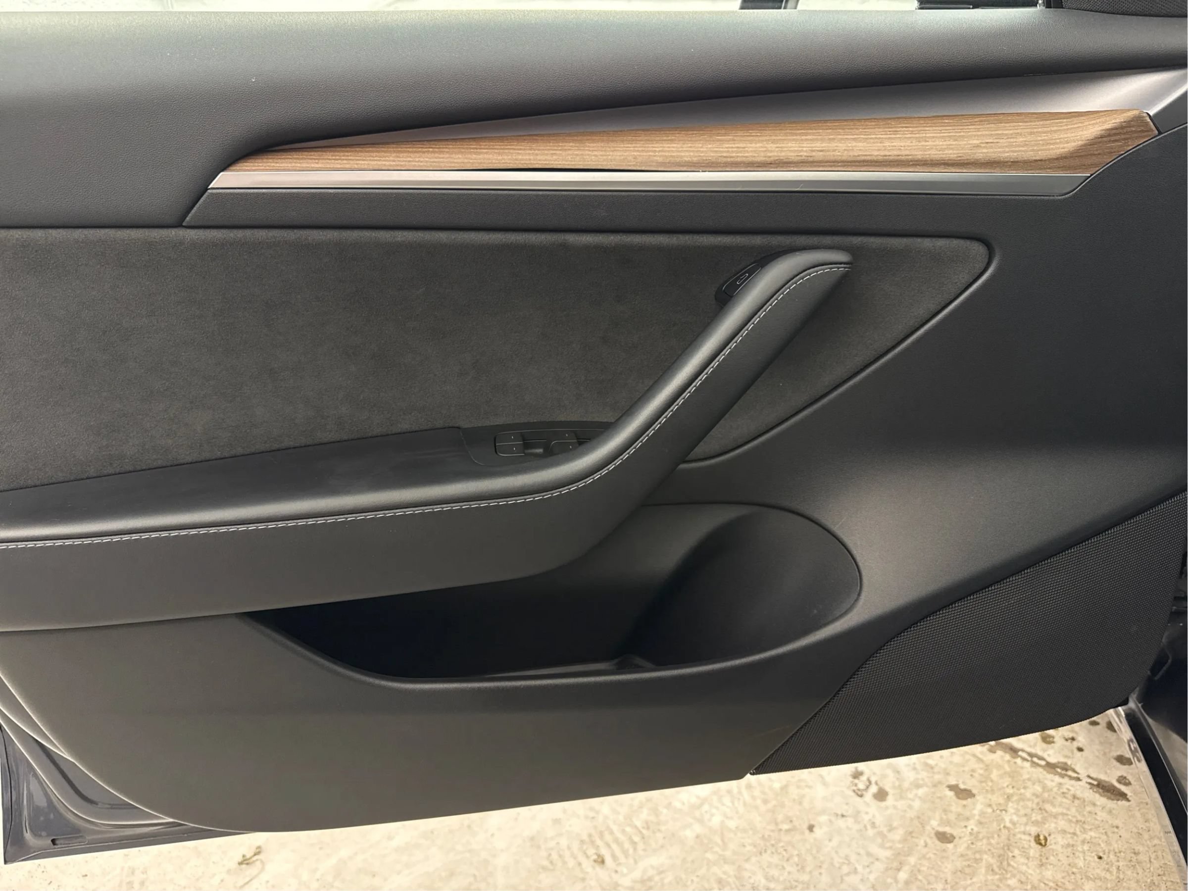 Used 2023 Tesla Model 3 Standard Range RWD image 25