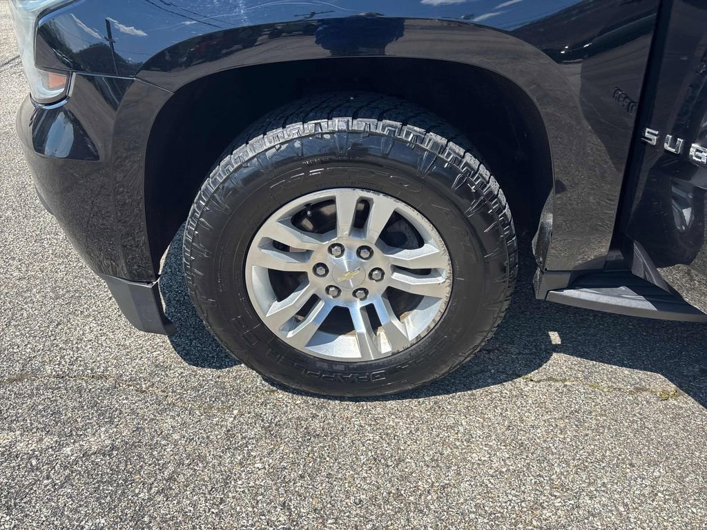 Used 2019 Chevrolet Suburban LT AWD/4WD image 37