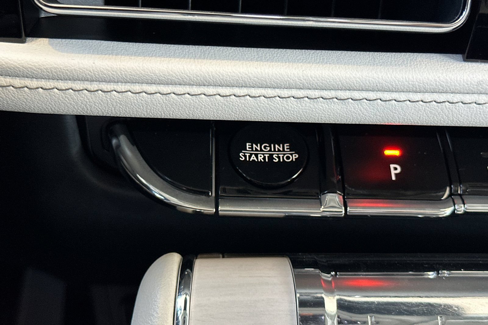 New 2026 Lincoln Aviator Reserve AWD/4WD image 23