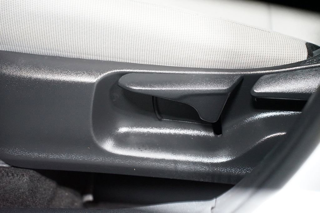 Certified 2023 Toyota Corolla Cross LE FWD image 32