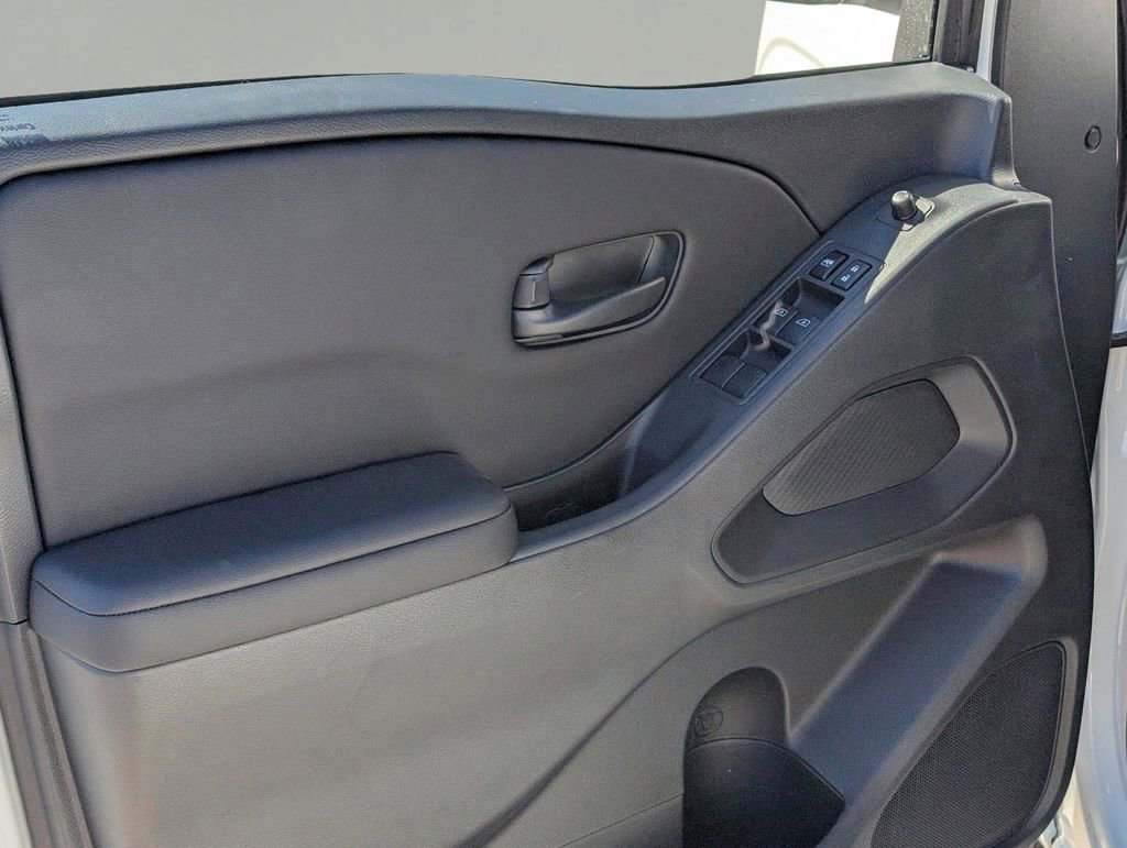 New 2026 Nissan Frontier SV w/ Tow Package image 15