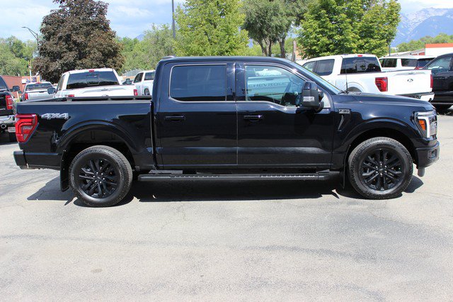 Used 2025 Ford F150 Lariat w/ Bed Utility Package AWD/4WD image 8