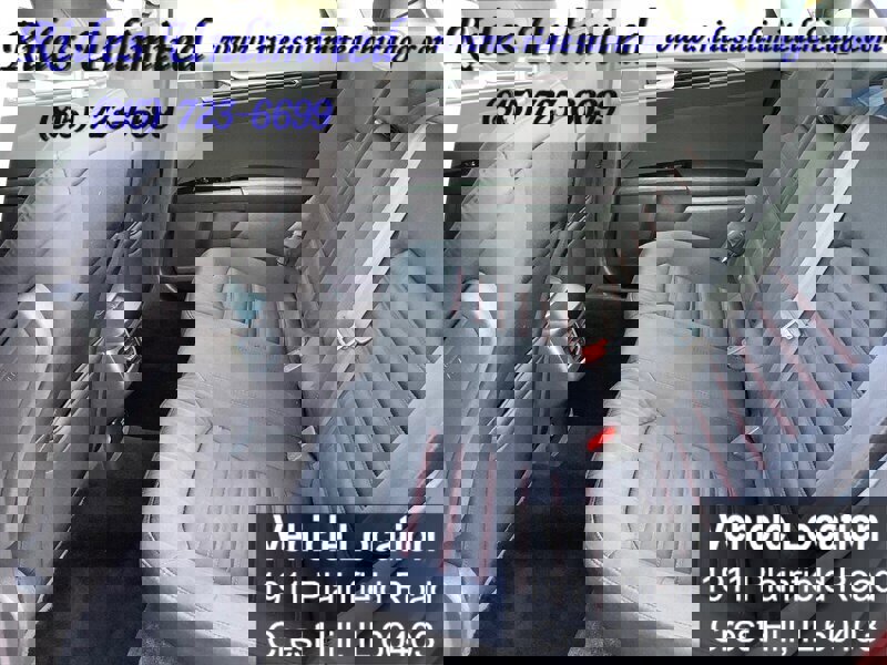 Used 2015 Ford Fusion SE image 24