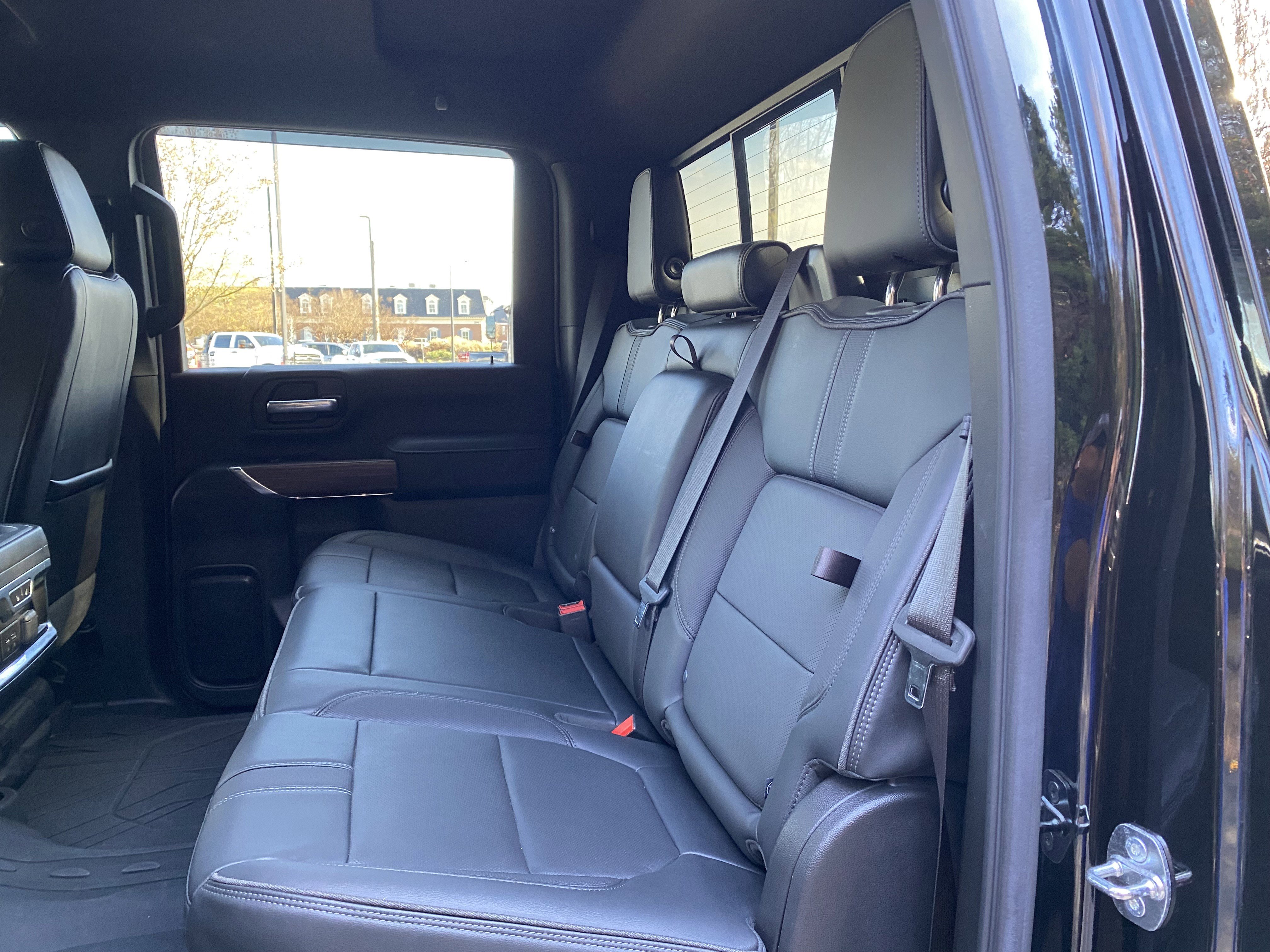 Used 2023 Chevrolet Silverado 3500 High Country image 36