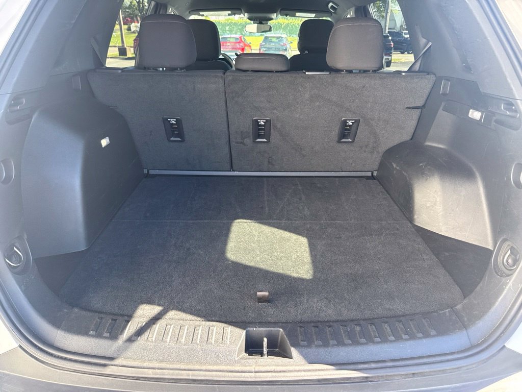 Used 2026 Chevrolet Equinox LT FWD image 9