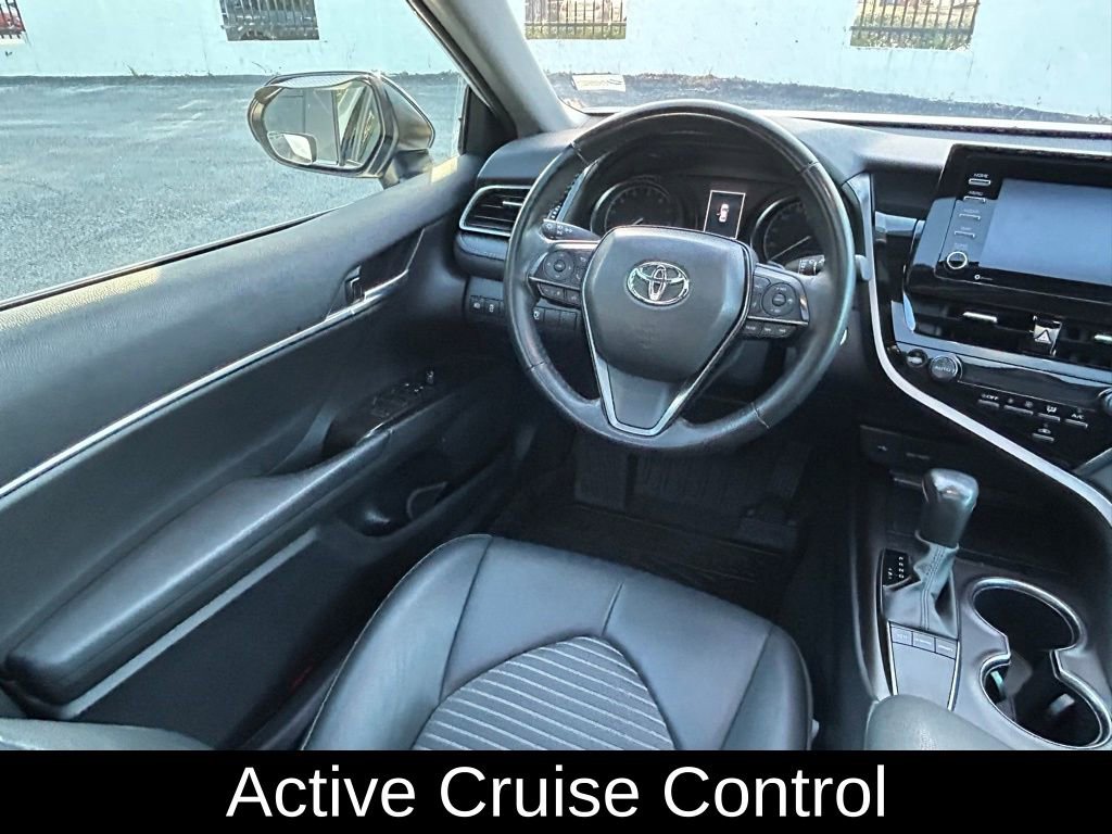 Used 2024 Toyota Camry SE w/ Convenience Package FWD image 9