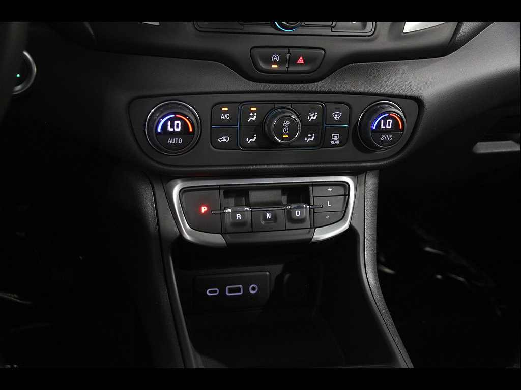 Certified 2024 GMC Terrain SLE w/ Driver Convenience Package AWD/4WD image 14