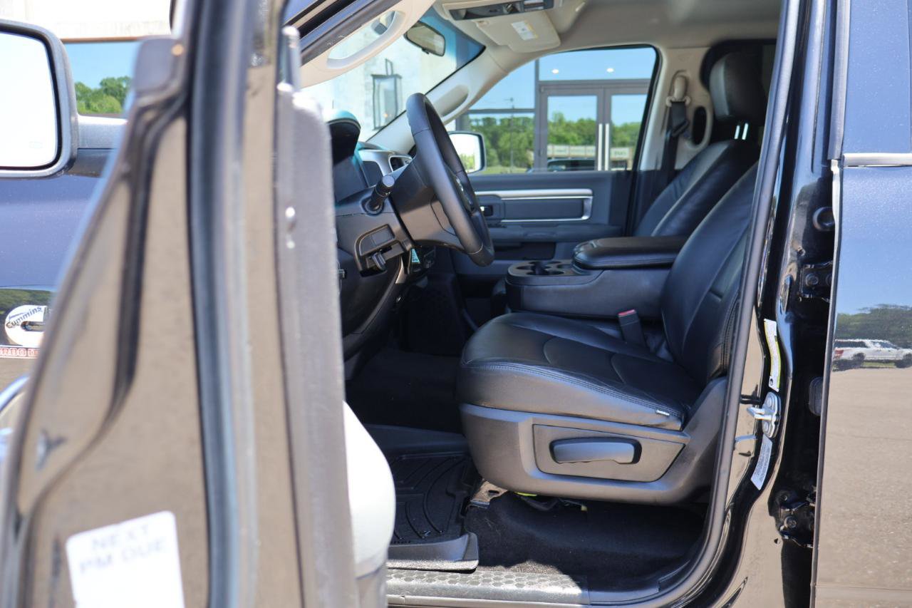 Used 2017 RAM 2500 SLT AWD/4WD image 9