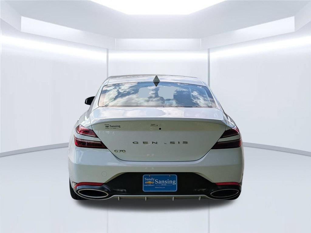 Used 2026 Genesis G70 2.5T RWD image 5