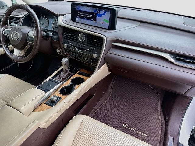 Used 2020 Lexus RX 350L Premium w/ Premium Package AWD/4WD image 29