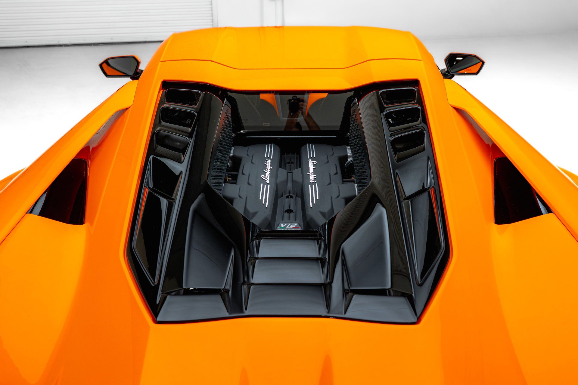 Used 2024 Lamborghini Revuelto AWD/4WD image 26